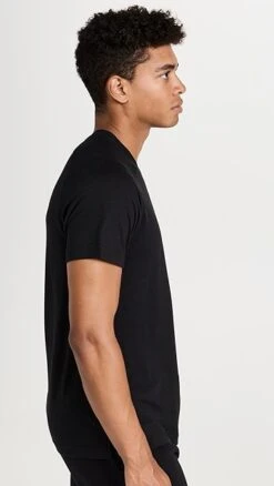 Alo Yoga Triumph Crew Neck Tee -Strix Wear Shop aloyg301631071b 1661867779285 2 0. UX357 QL90