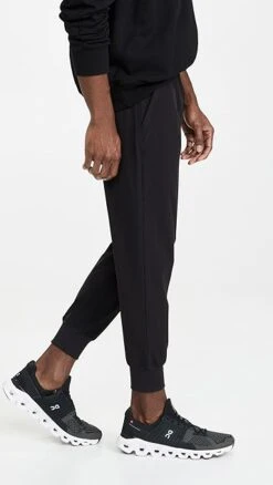 Alo Yoga Co-Op 7/8 Pant -Strix Wear Shop aloyg301931071b 1641828715082 2 0. UX357 QL90