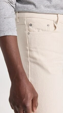 A.P.C. Martin Jeans -Strix Wear Shop apcaa3260730884 1674592851415 2 0. UX357 QL90