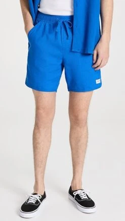 Banks Journal Pathway Walkshort