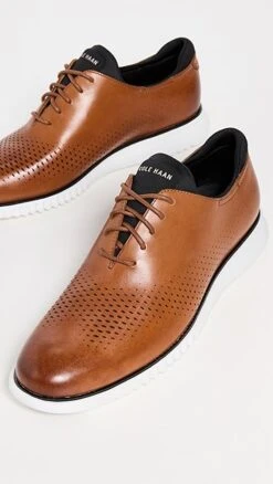 Cole Haan 2.Zerogrand Laser Wingtip Oxford Lined -Strix Wear Shop chaan304601b411 1683738423684 2 0. UX357 QL90