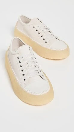 Clarks Caravan Low Top Sneakers -Strix Wear Shop clark301681f52f 1675115462244 2 0. UX357 QL90