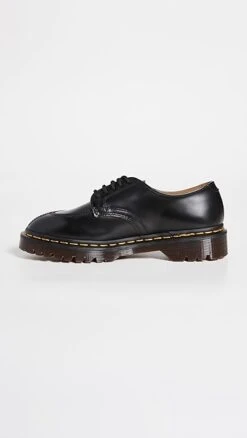 Dr. Martens 2046 Oxford Shoes -Strix Wear Shop drmar306201cd2d 1663091280281 2 0. UX357 QL90