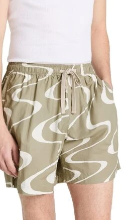 FRAME Abstract Wave Graphic Shorts (6" Inseam) -Strix Wear Shop frame322841fb4b 1683234295757 2 0. UX357 QL90