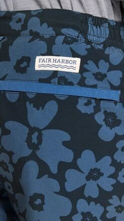 Fair Harbor The Sextant 6" Swim Trunks 15 Fair Harbor The Sextant 6" Swim Trunks -Strix Wear Shop frhar3001426933 1677691896294 2 0. UX357 QL90