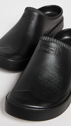 Hunter Boots In/Out Bloom Algae Foam Clogs -Strix Wear Shop hunts206461071b 1674599346996 2 0. UX357 QL90