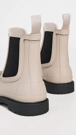 Hunter Boots Commando Chelsea Boots -Strix Wear Shop hunts206491f325 1674598770126 2 0. UX357 QL90