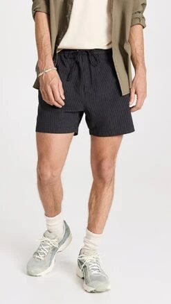 Madewell Seersucker 4.25" Pull On Shorts 15 Madewell Seersucker 4.25" Pull On Shorts -Strix Wear Shop madew462031fcde 1681753216691 2 0. UX357 QL90