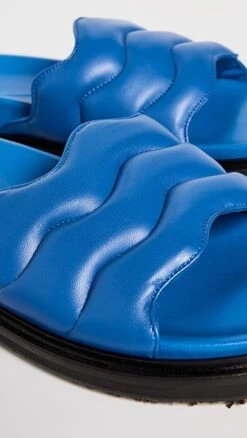 Marni Fussbett Shoes -Strix Wear Shop marni3064581003 1677534265308 2 0. UX357 QL90