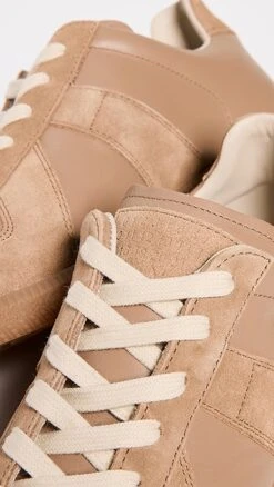 Maison Margiela Replica Low Top Sneakers -Strix Wear Shop mmmar3024210709 1671483325355 2 0. UX357 QL90