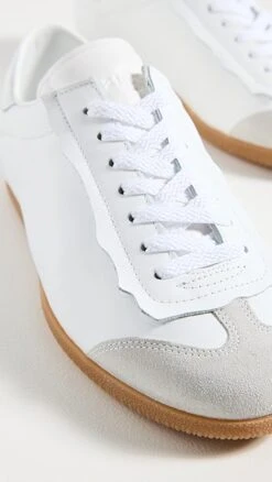 Maison Margiela Feather Light Sneakers -Strix Wear Shop mmmar30243102ca 1676410882101 2 0. UX357 QL90