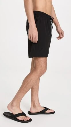 Onia Comfort Lined 6" Swim Trunks 11 Onia Comfort Lined 6" Swim Trunks -Strix Wear Shop oniaa305721cd2d 1679347708305 2 0. UX357 QL90