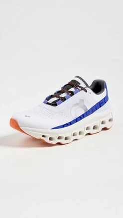 On Cloudmonster Sneakers