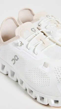 On Cloud 5 Coast Sneakers -Strix Wear Shop onrun303451ea1a 1676906872300 2 0. UX357 QL90