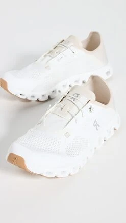 On Cloud 5 Coast Sneakers -Strix Wear Shop onrun303451ea1a 1676906872304 2 0. UX357 QL90