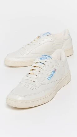Reebok Club C 85 Vintage Sneakers -Strix Wear Shop rebok303381e849 1673476896314 2 0. UX357 QL90