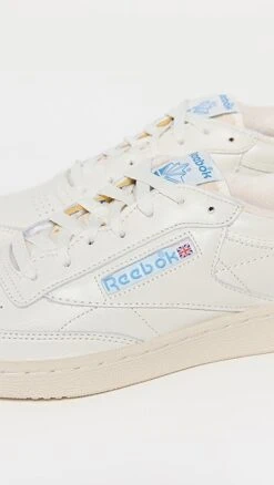 Reebok Club C 85 Vintage Sneakers -Strix Wear Shop rebok303381e849 1673476896522 2 0. UX357 QL90
