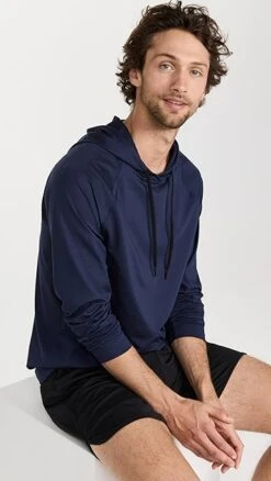 Rhone Reign Midweight Hoodie