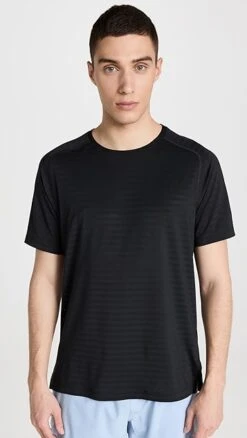 Rhone Swift Short Sleeve 2.0 -Strix Wear Shop rhone302221cd2d 1683495780460 2 0. UX357 QL90