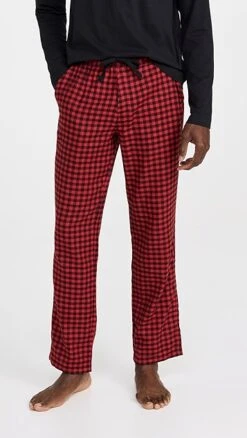 UGG Steiner 2 Piece Gift Box Set 12 UGG Steiner 2 Piece Gift Box Set -Strix Wear Shop ugggg3011044316 1665171625666 2 0. UX357 QL90