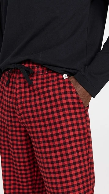 UGG Steiner 2 Piece Gift Box Set 7 UGG Steiner 2 Piece Gift Box Set - Image 5