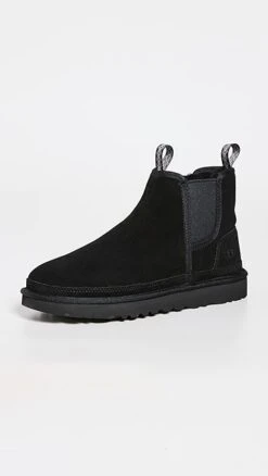 UGG Neumel Chelsea Boots