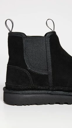 UGG Neumel Chelsea Boots -Strix Wear Shop ugggg301511071b 1660252909336 2 0. UX357 QL90