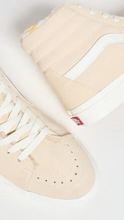 Vans Sk8-Hi Sherpa Sneakers -Strix Wear Shop vanss302911de4a 1665434148484 2 0. UX357 QL90