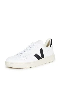 Veja V-10 Leather Sneakers -Strix Wear Shop vejaa3030261558 q6 2 0. UX357 QL90